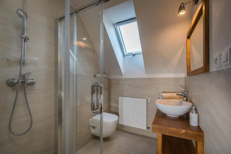 Deluxe Two-Bedroom Apartment with Terrace image 3