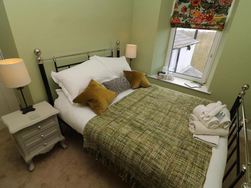 Double Room image 4