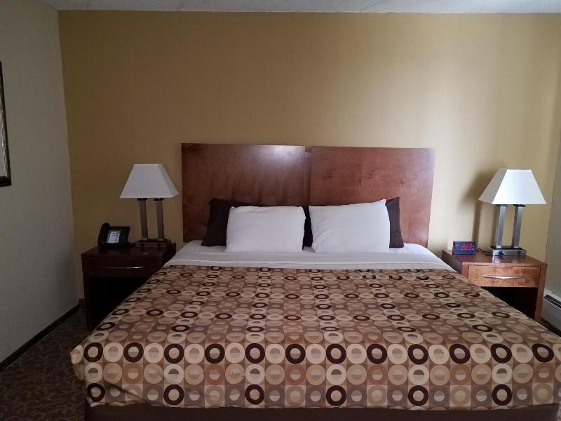 King Room - Non-Smoking image 1