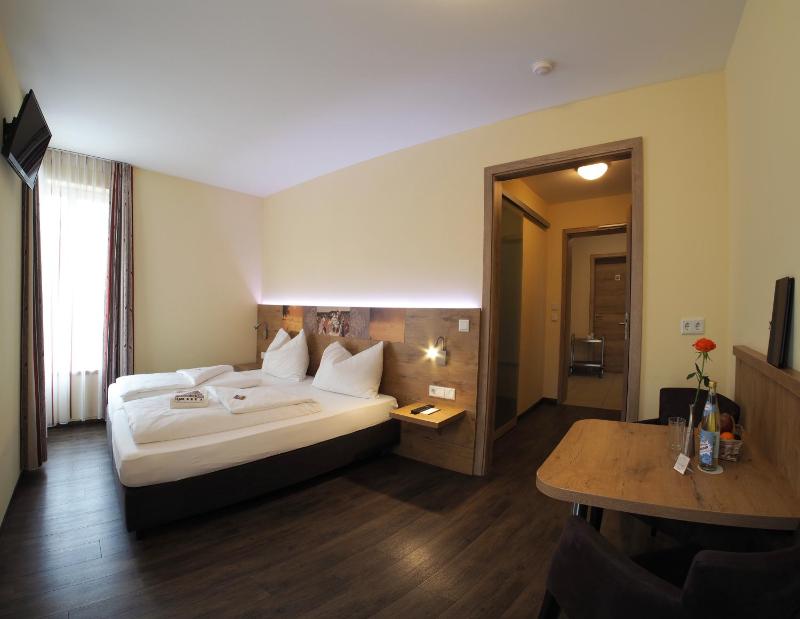 Double Room - Disability Access image 1