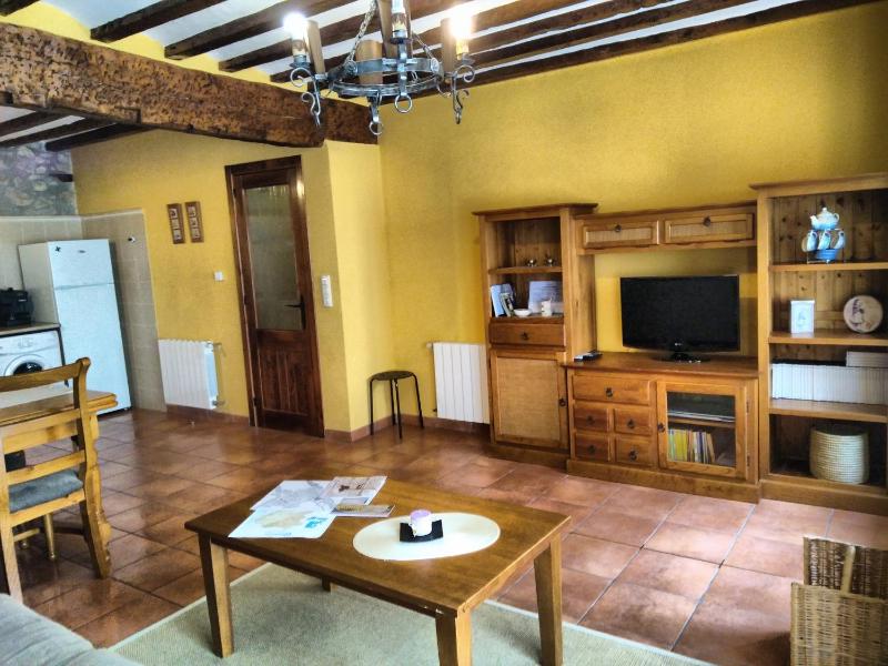 One-Bedroom Apartment with Spa Bath image 3