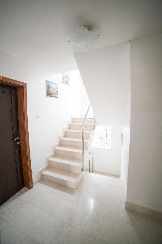 ĆIRO GUEST HOUSE-free parking - image 4