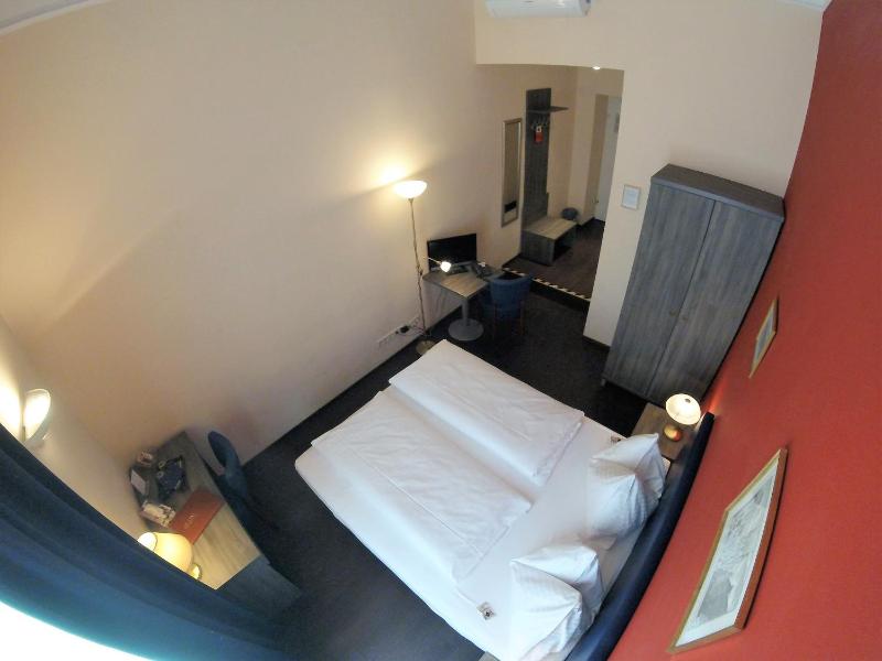 Hotel Pension Excellence - image 15