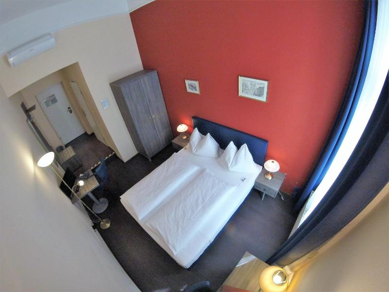 Hotel Pension Excellence - image 6