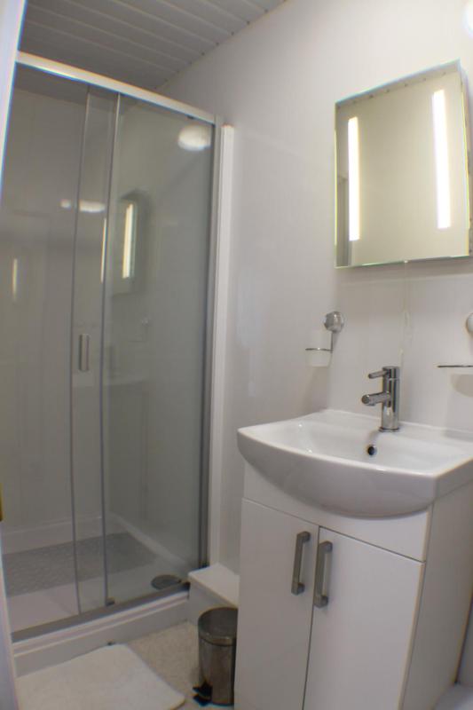 Deluxe Double Room image 2