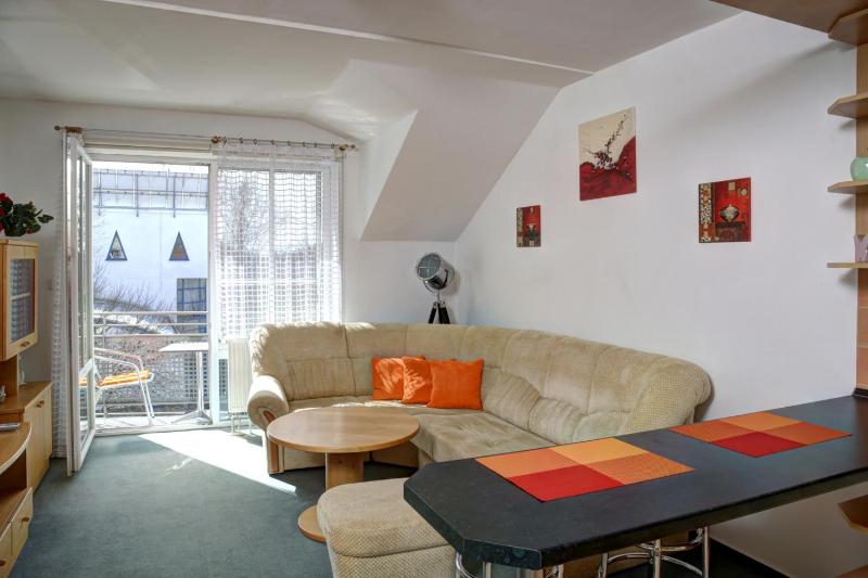Apartment image 3