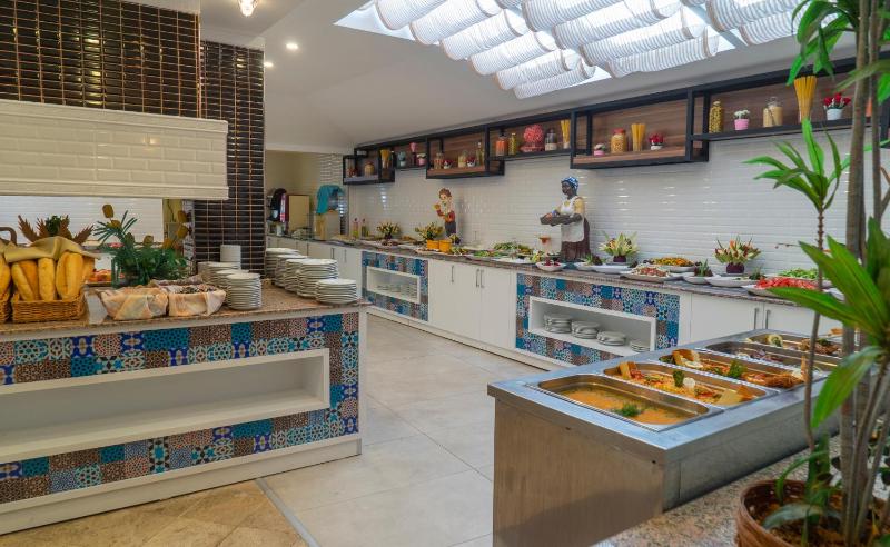 Azak Beach Hotel - image 7