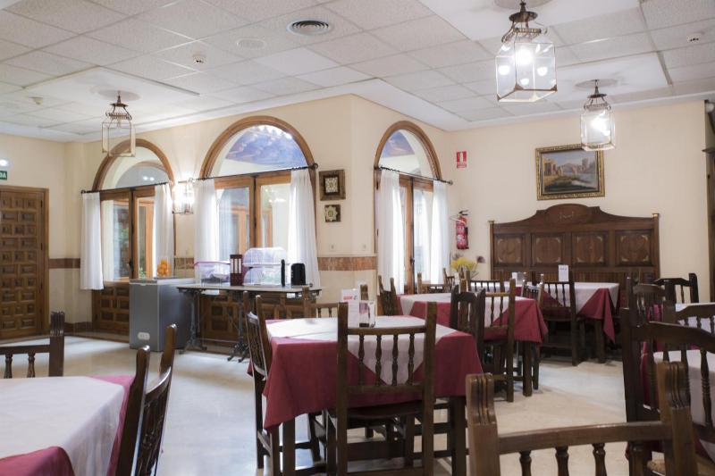 Hotel Santa Isabel - image 3