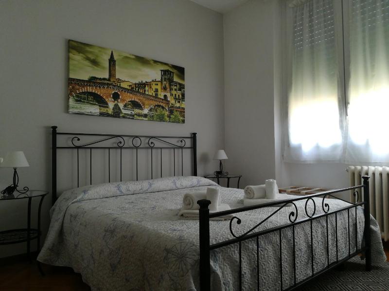 Double Room with Private External Bathroom image 1