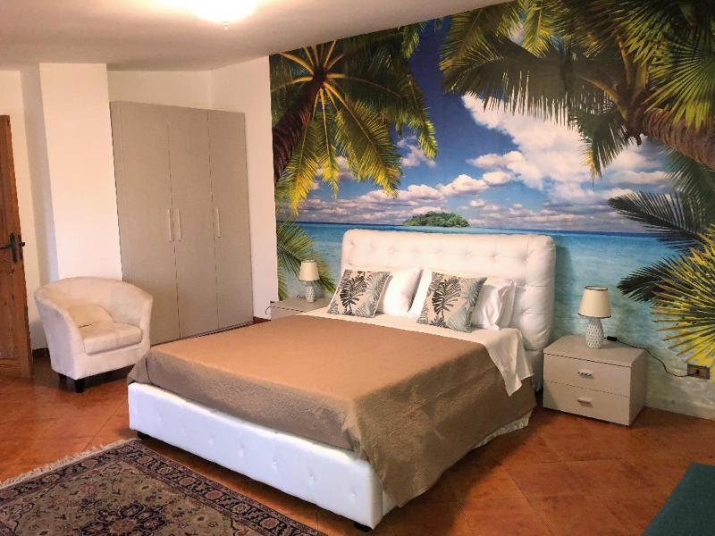 Deluxe Double Room with Balcony and Sea View