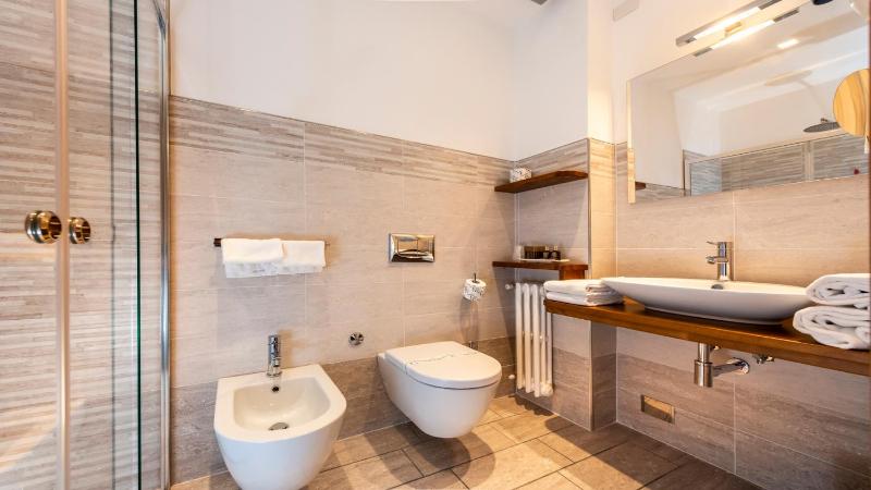 Superior Double or Twin Room image 2