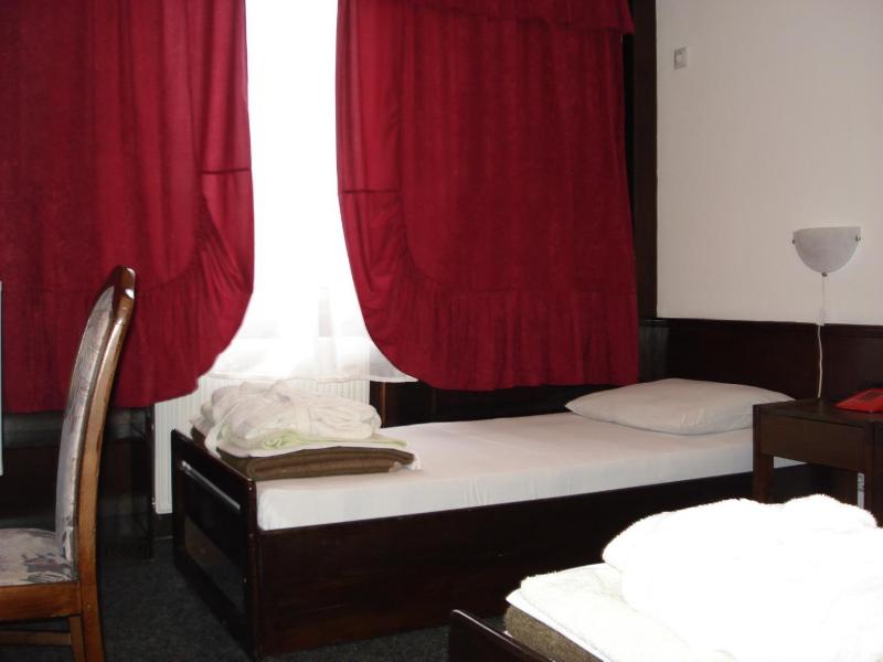 Single Room image 2