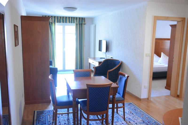 Superior Apartment with Mountain View image 4
