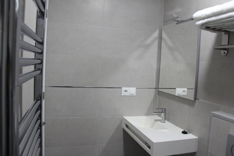 Apartment with Sea View image 4