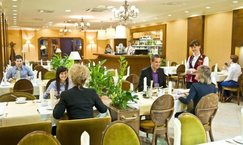GRAND HOTEL Kielce - image 22