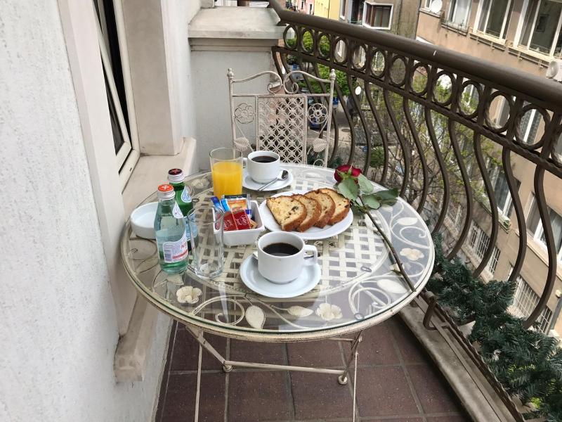 Art 'Otel - image 14
