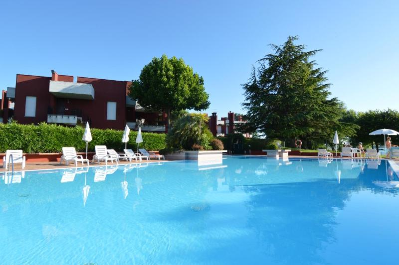 Holiday Sirmione Apartments - image 10