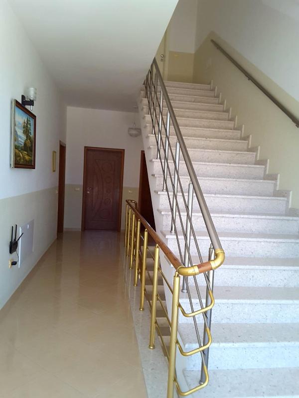 Apartment image 3