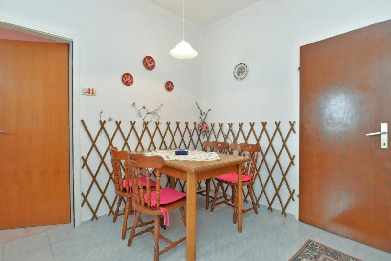 Apartments Stjepan 725 - image 28