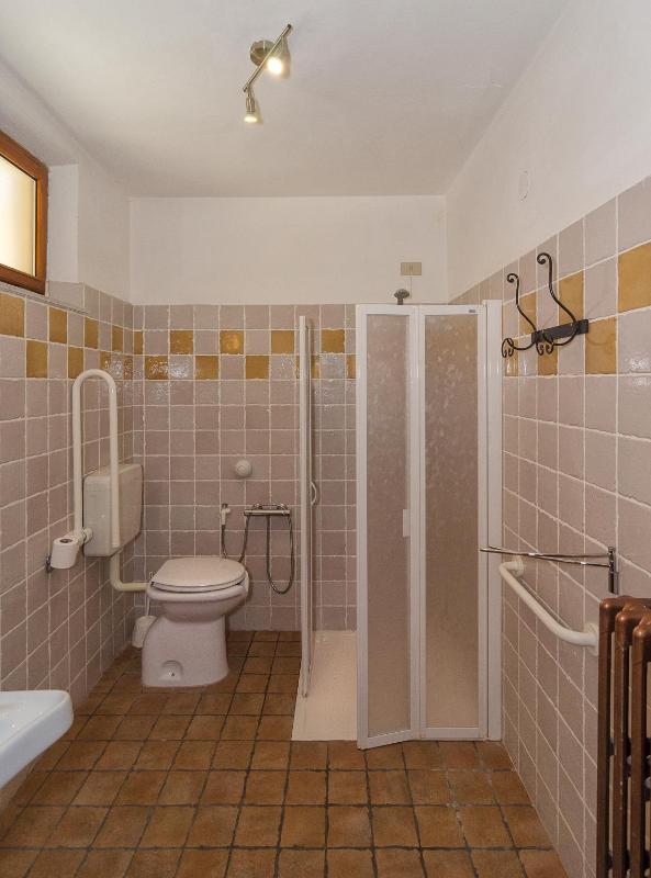 Quadruple Room image 3