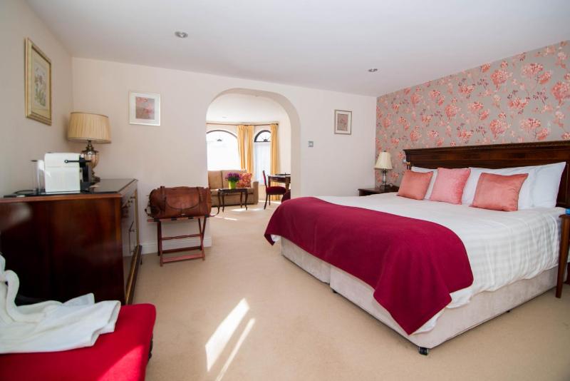King Suite image 2