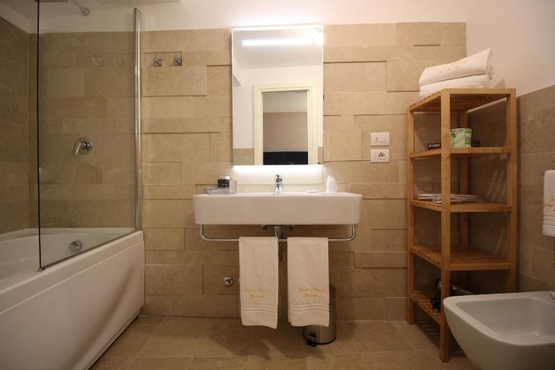 Junior Suite with Terrace image 2