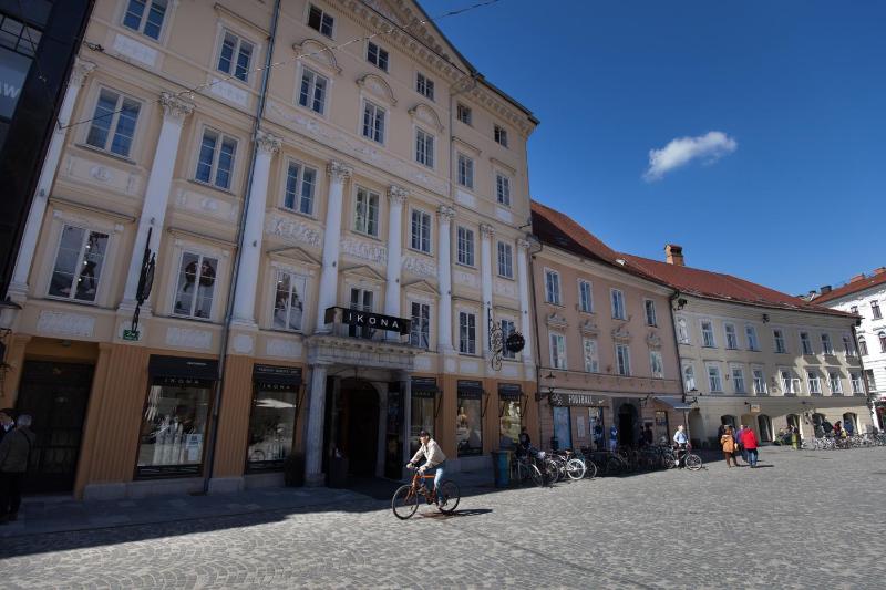 Charming apartment Laura Tour As Ljubljana by Town Hall - image 10