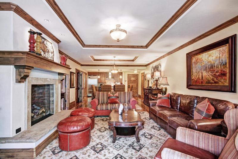 One-Bedroom Apartment image 3