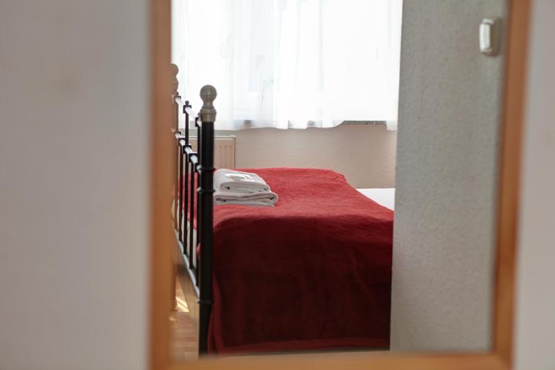 Single Room - Guesthouse image 3
