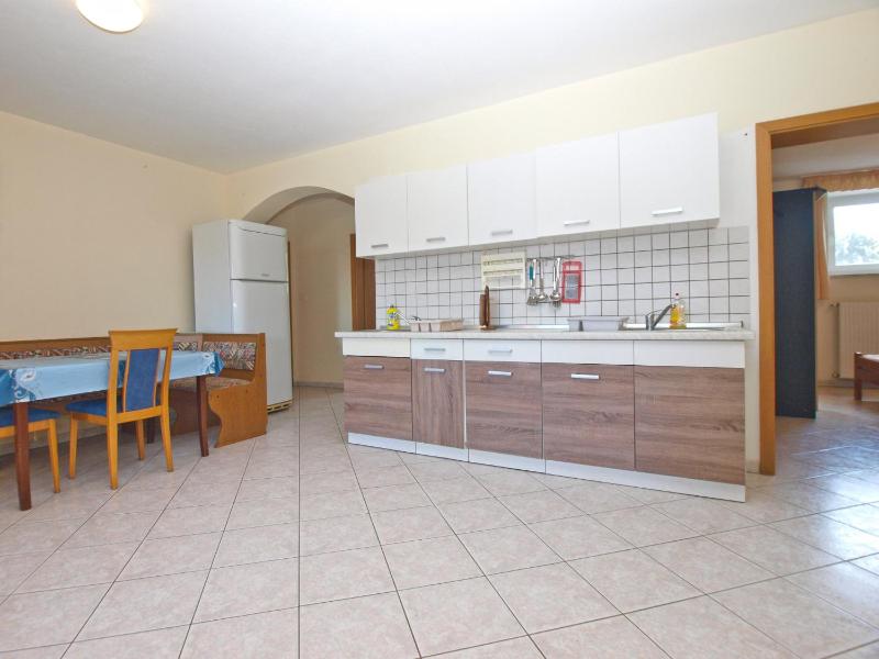 Apartment image 2
