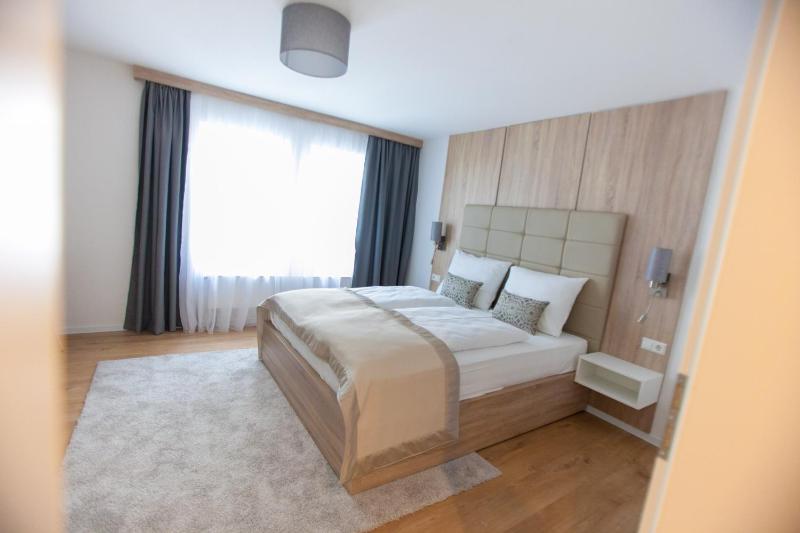 Superior Suite image 3