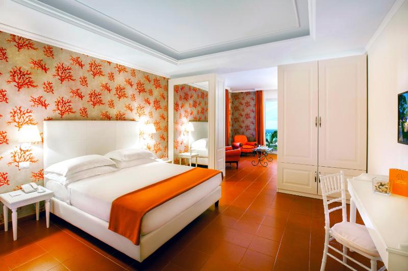 Junior Suite image 1