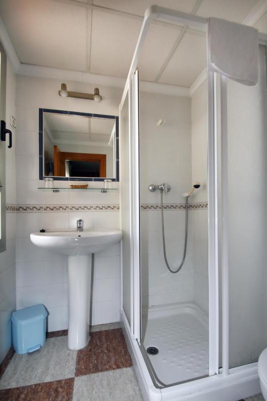 Single Room with Balcony image 2