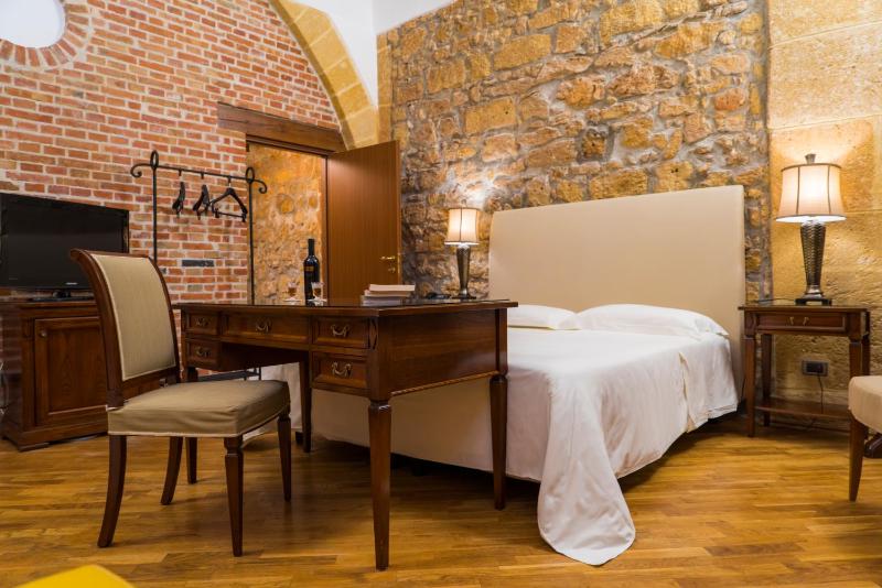 Hotel Carmine - image 38