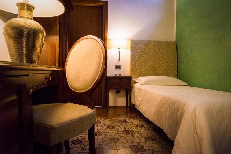 Hotel Carmine - image 23