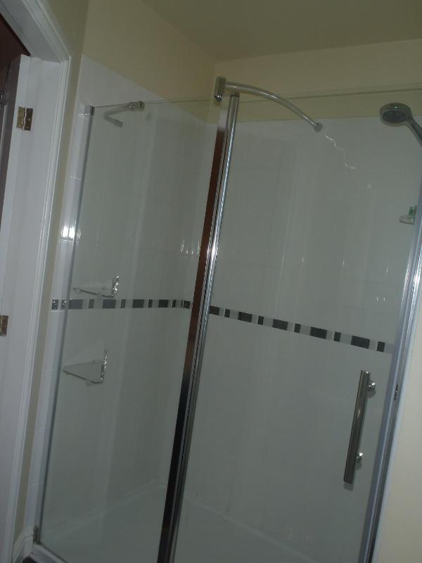 King Room image 4