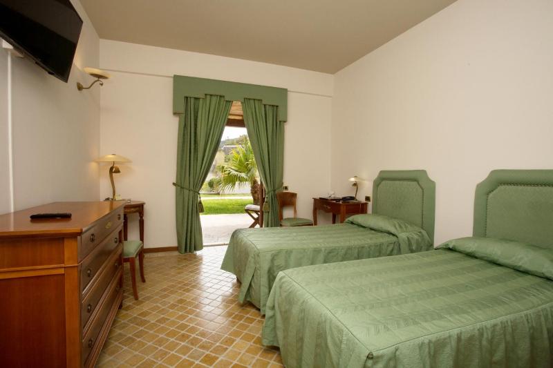 Comfort Double or Twin Room image 1