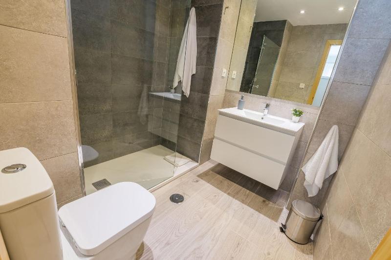 Studio Apartment image 2