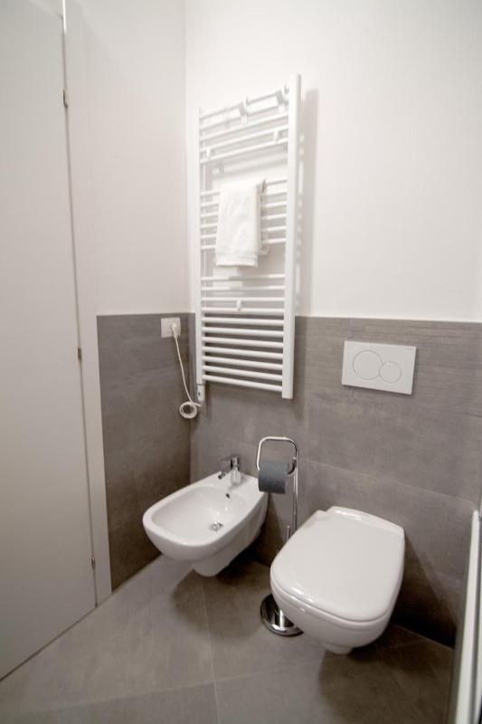 Double or Twin Room with City View image 2