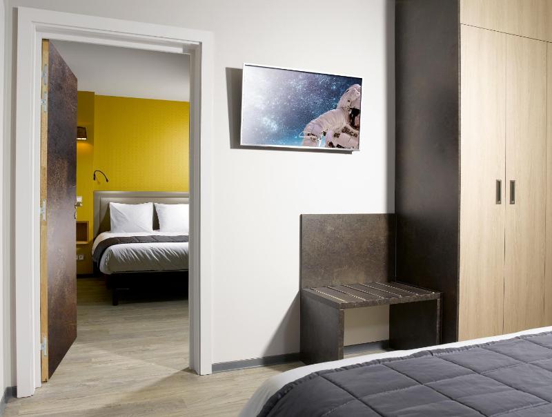 One-Bedroom Apartment - Family image 1