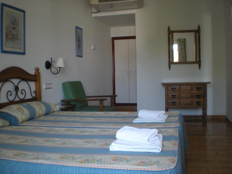 Apartamentos Casanova - image 42