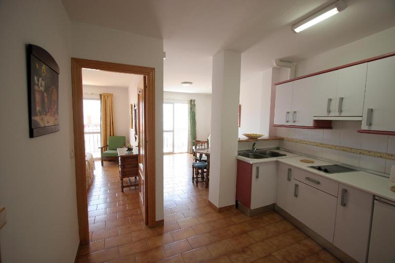 One-Bedroom Apartment (3-4 Adults) image 4