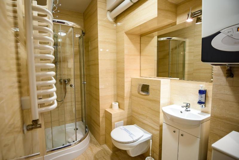 Studio Apartment image 1
