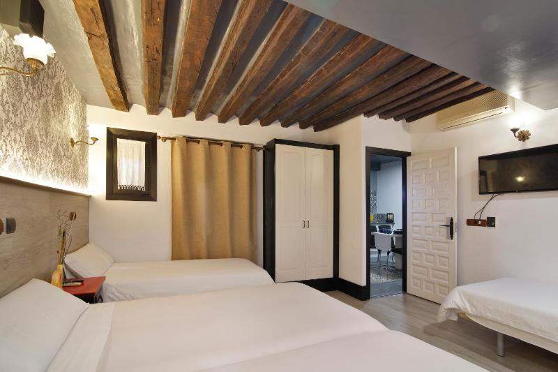 Two Bedroom apartment ( 5 Adults) image 4