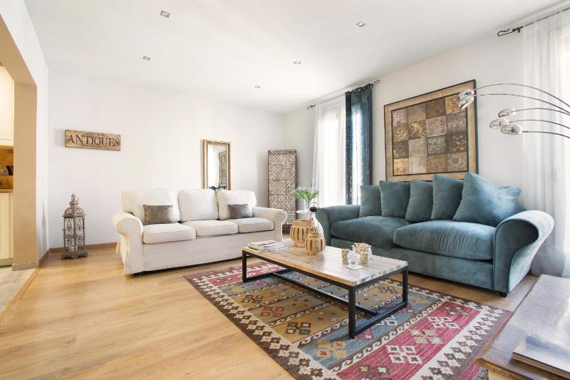 Three-Bedroom Apartment image 4