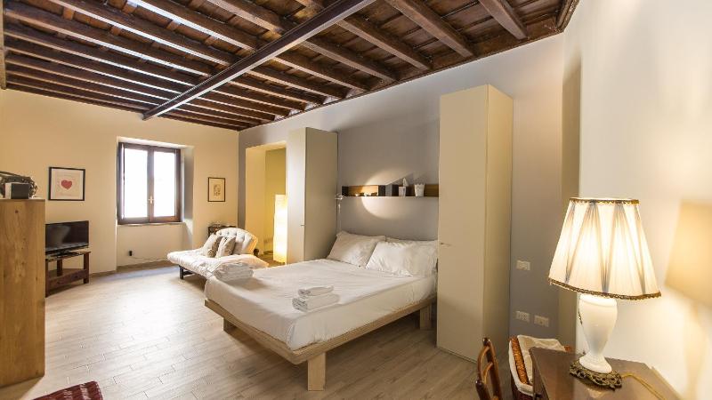 Apartment image 3