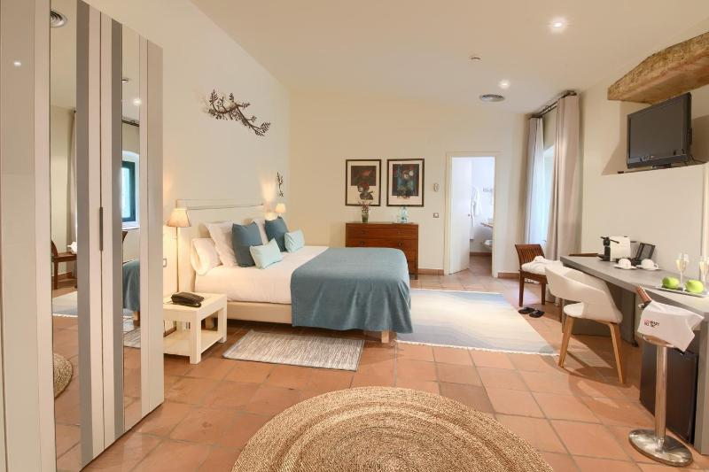 Grand Suite image 3