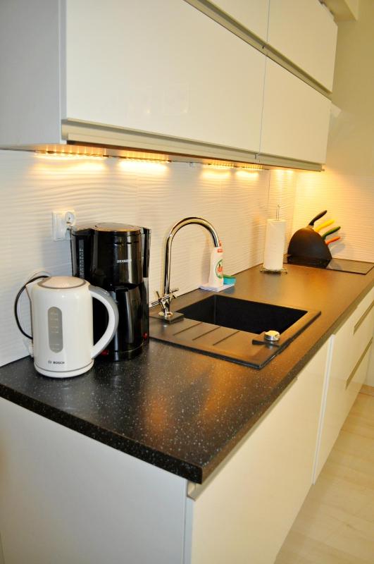 Deluxe Apartment with Balcony (3 Adults) - ul. Orzeszkowej 4 image 2