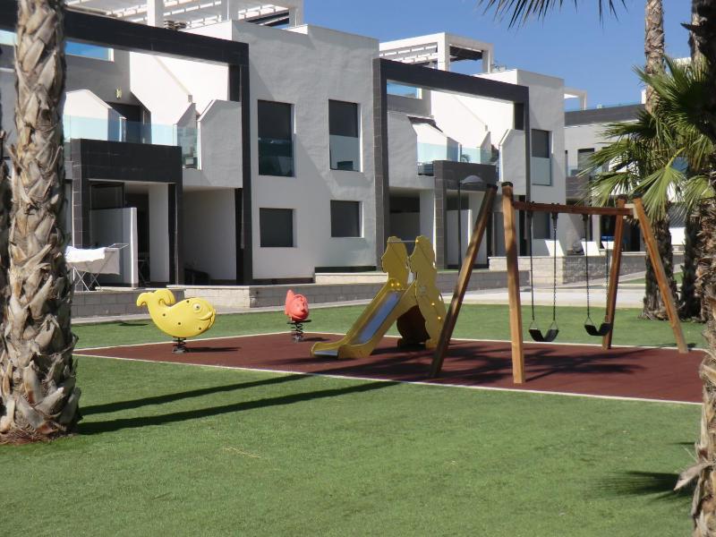 Casas Holiday - Oasis Beach - image 21