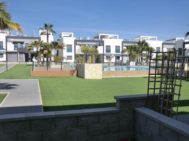 Casas Holiday - Oasis Beach - image 3